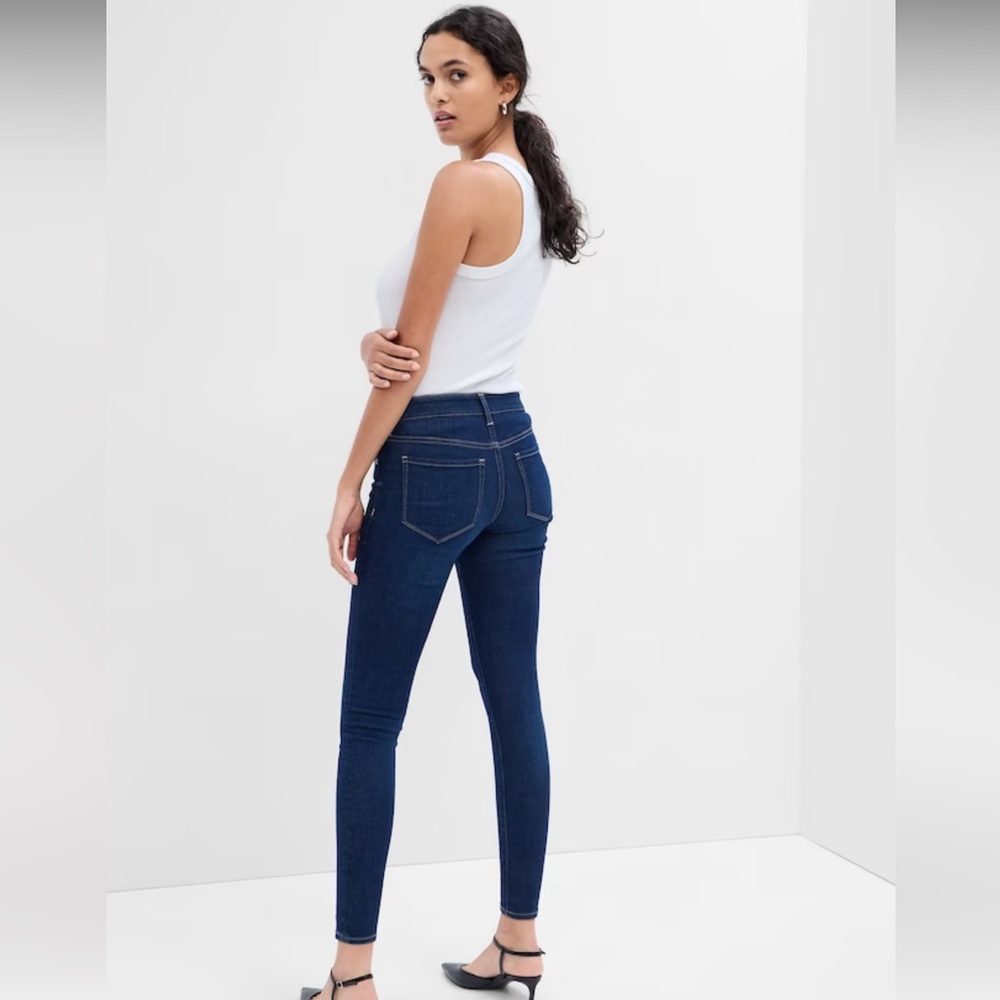 Gap Denim Skimmer Jean